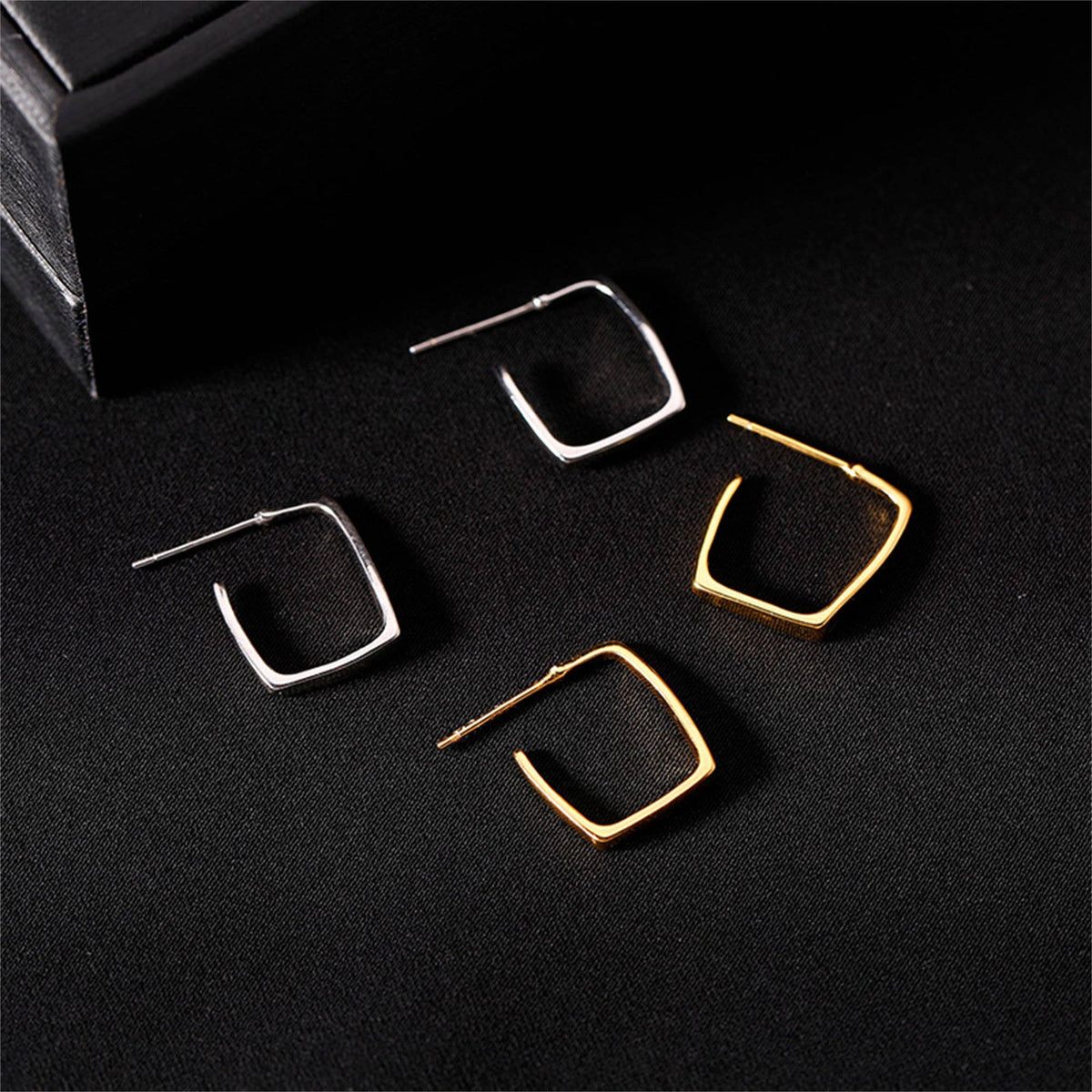 Gold Minimalist Square Hoop Earrings in 925 Sterling Silver